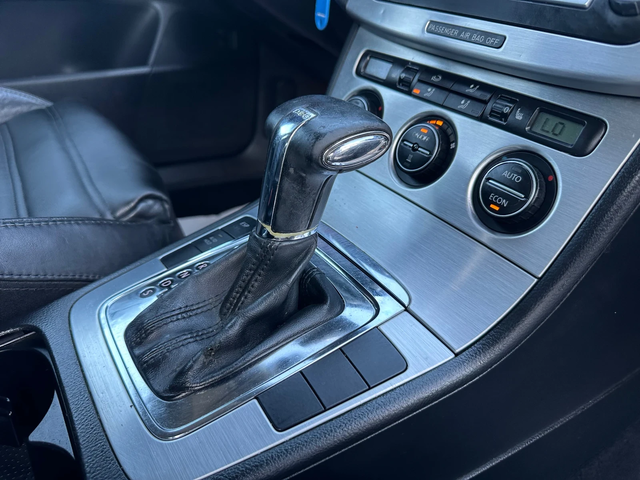 VW Passat 2.0TDI АВТОМАТ - автомобили, коли, обяви за нови и употребявани 10