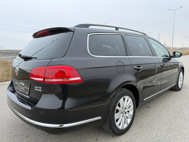 VW Passat 2.0 TDI / AVTOMAT / NAVI / PARKTRONIC / AVTOPILOT - автомобили, коли, обяви за нови и употребявани 7