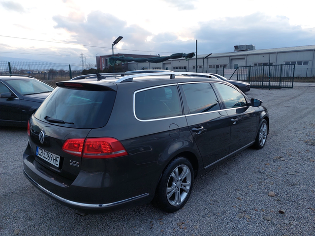 VW Passat 2.0TDI / Highline/ DSG / 170 4x4 - автомобили, коли, обяви за нови и употребявани 4