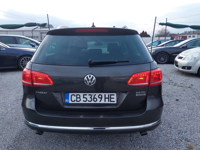 VW Passat 2.0TDI / Highline/ DSG / 170 4x4 - автомобили, коли, обяви за нови и употребявани 5