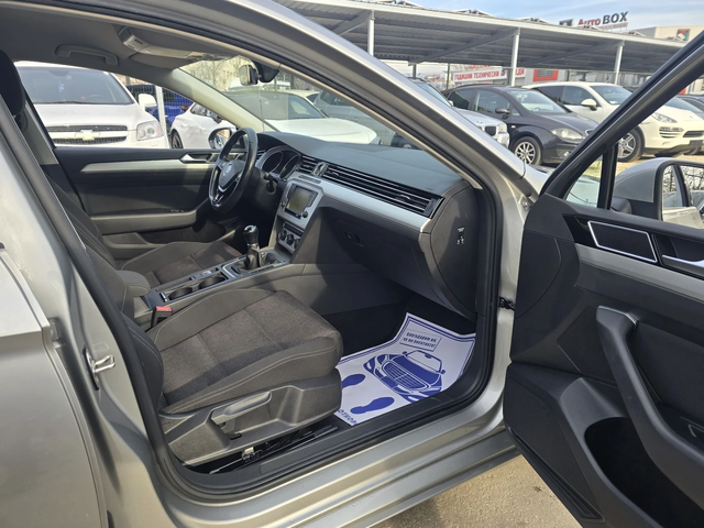 VW Passat Comfort line 6 скорости - автомобили, коли, обяви за нови и употребявани 12