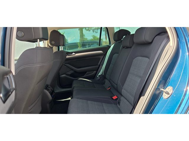 VW Passat DIGITAL ; LED дистроник - автомобили, коли, обяви за нови и употребявани 8