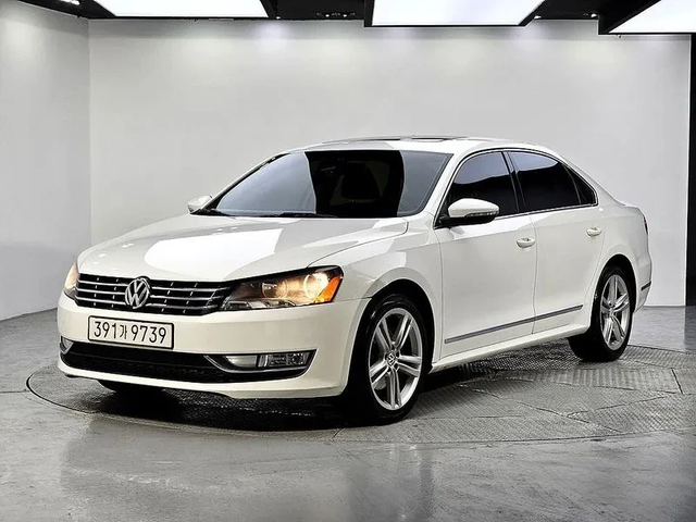 VW Passat 2.0 Tdi B7 - автомобили, коли, обяви за нови и употребявани 0