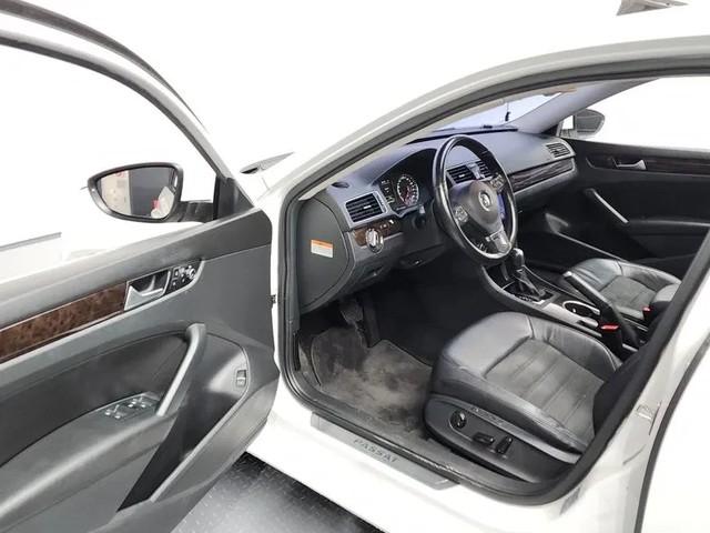 VW Passat 2.0 Tdi B7 - автомобили, коли, обяви за нови и употребявани 9