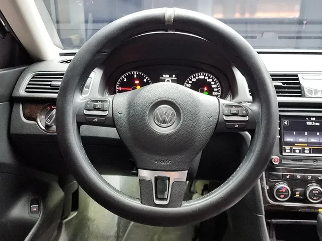 VW Passat 2.0 Tdi B7 - автомобили, коли, обяви за нови и употребявани 12