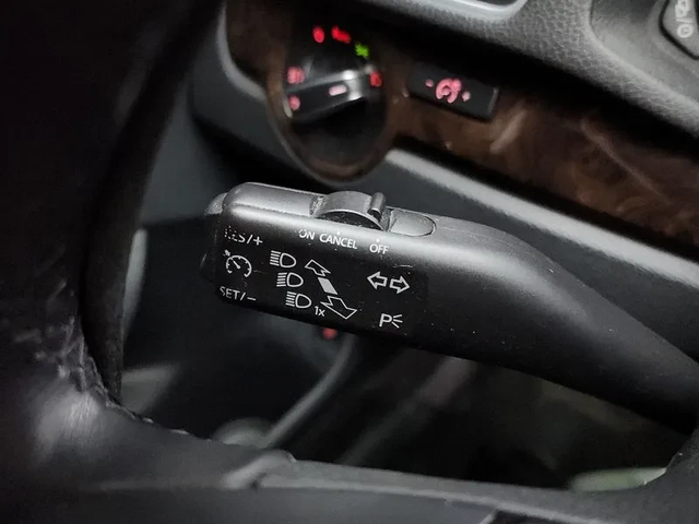 VW Passat 2.0 Tdi B7 - автомобили, коли, обяви за нови и употребявани 15