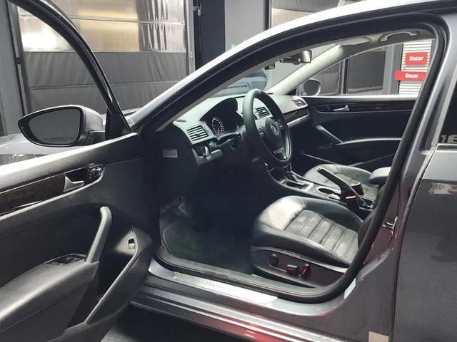 VW Passat 2.0 Tdi B7 - автомобили, коли, обяви за нови и употребявани 9