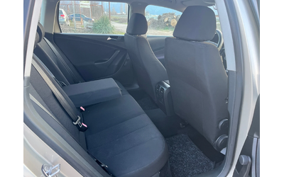 VW Passat 1.9TDI-105-ITALIA - автомобили, коли, обяви за нови и употребявани 6