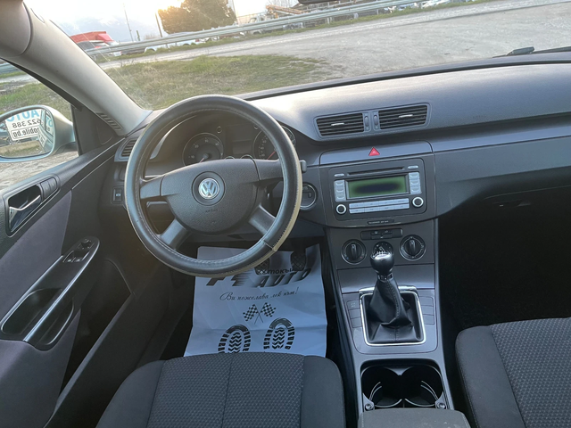 VW Passat 1.9TDI-105-ITALIA - автомобили, коли, обяви за нови и употребявани 7