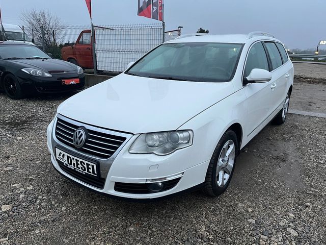 VW Passat 2.0TDI-4x4-NAVI-Hi-LINE-ITALIA - автомобили, коли, обяви за нови и употребявани 0