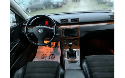 VW Passat 2.0TDI-4x4-NAVI-Hi-LINE-ITALIA - автомобили, коли, обяви за нови и употребявани 6