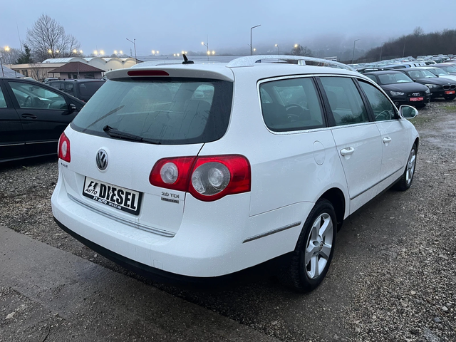 VW Passat 2.0TDI-4x4-NAVI-Hi-LINE-ITALIA - автомобили, коли, обяви за нови и употребявани 7
