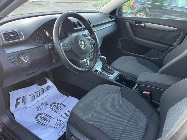 VW Passat 1.4TSI-METAN-NAVI-ITALIA - автомобили, коли, обяви за нови и употребявани 12