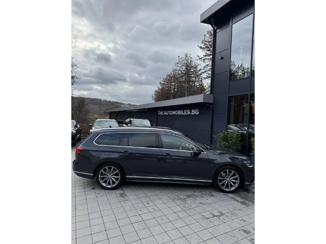 VW Passat R-Line - автомобили, коли, обяви за нови и употребявани 7