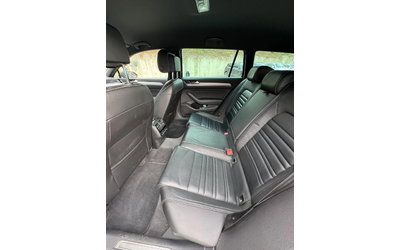 VW Passat R-Line - автомобили, коли, обяви за нови и употребявани 8