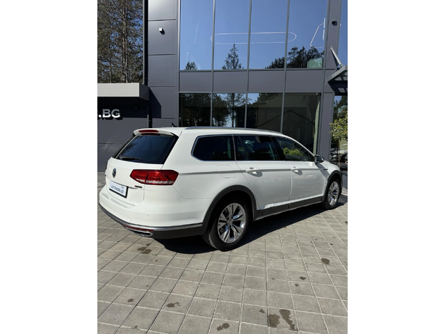 VW Passat Alltrack - автомобили, коли, обяви за нови и употребявани 6