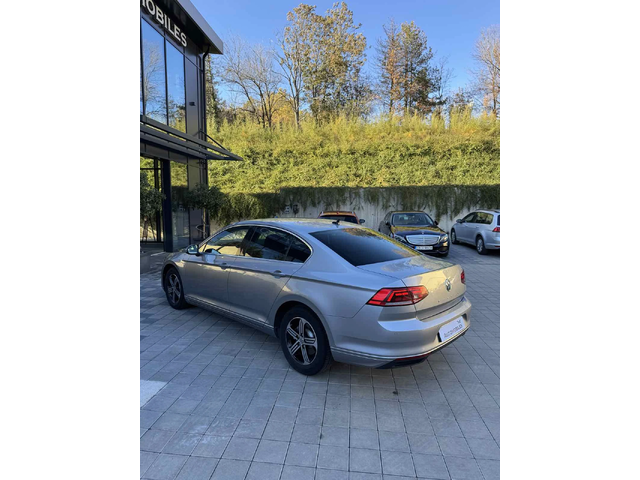 VW Passat - автомобили, коли, обяви за нови и употребявани 5