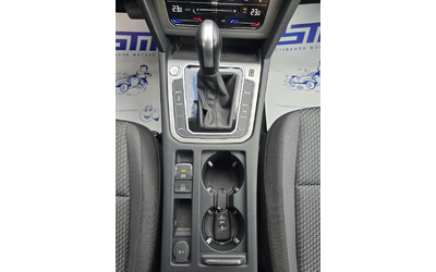 VW Passat 4-вр. Комби 150к.с. Дизел - автомобили, коли, обяви за нови и употребявани 12