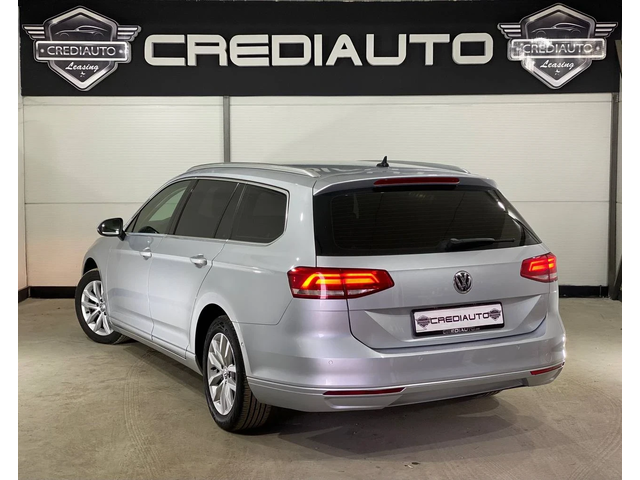 VW Passat 1.6 TDI * NAVI* CAMERA* - автомобили, коли, обяви за нови и употребявани 3