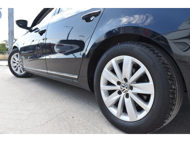 VW Passat 2.0ТDI* PANORAMA* ПОДГРЕВИ - автомобили, коли, обяви за нови и употребявани 1