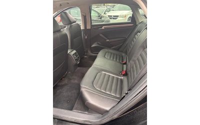 VW Passat .0T* Wolfsburg* FWD* АвтоКредит* (ЦЕНА ДО БГ) - автомобили, коли, обяви за нови и употребявани 10