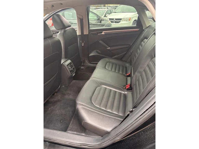 VW Passat .0T* Wolfsburg* FWD* АвтоКредит* (ЦЕНА ДО БГ) - автомобили, коли, обяви за нови и употребявани 10