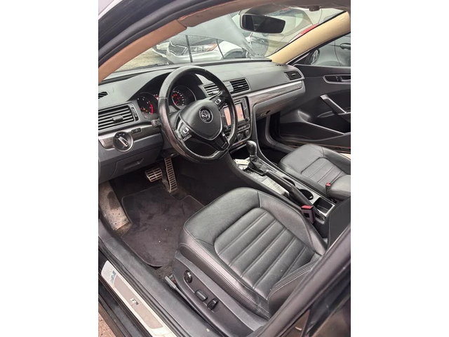 VW Passat .0T* Wolfsburg* FWD* АвтоКредит* (ЦЕНА ДО БГ) - автомобили, коли, обяви за нови и употребявани 13