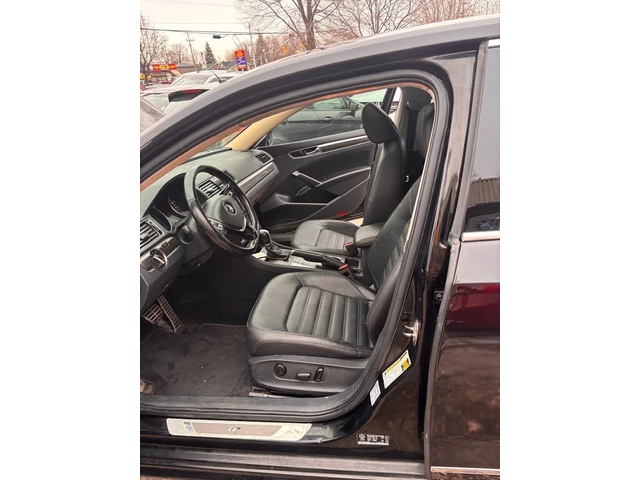 VW Passat .0T* Wolfsburg* FWD* АвтоКредит* (ЦЕНА ДО БГ) - автомобили, коли, обяви за нови и употребявани 14