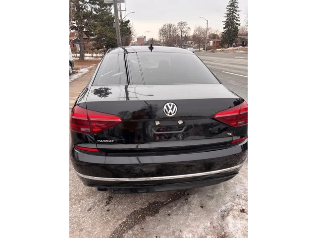 VW Passat .0T* Wolfsburg* FWD* АвтоКредит* (ЦЕНА ДО БГ) - автомобили, коли, обяви за нови и употребявани 7