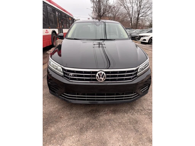 VW Passat .0T* Wolfsburg* FWD* АвтоКредит* (ЦЕНА ДО БГ) - автомобили, коли, обяви за нови и употребявани 9