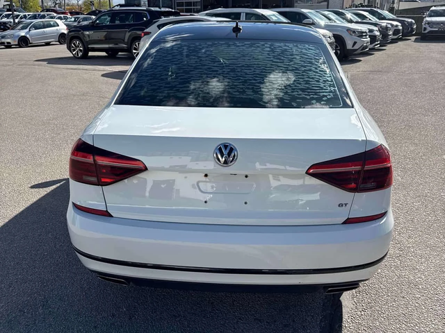 VW Passat * GT * 2 КЛЮЧА* PANO* KEYLESS* ПОДГРЕВ* - автомобили, коли, обяви за нови и употребявани 3