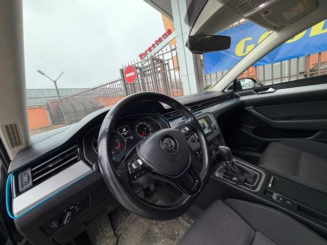 VW Passat 2.0TDI* DSG* ОБСЛУЖЕН* МАСАЖ* - автомобили, коли, обяви за нови и употребявани 8