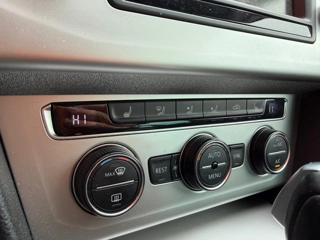 VW Passat DSG* Автоматик* Масаж* Подгрев - автомобили, коли, обяви за нови и употребявани 13