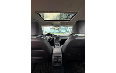 VW Passat SE NMS - автомобили, коли, обяви за нови и употребявани 12