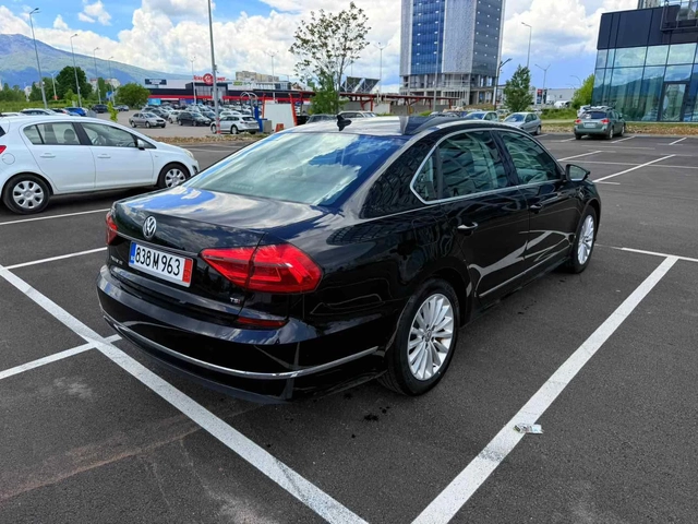 VW Passat SE NMS - автомобили, коли, обяви за нови и употребявани 5