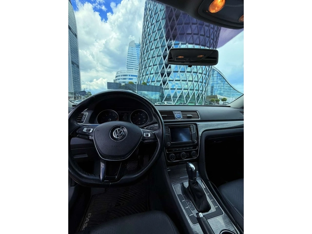 VW Passat SE NMS - автомобили, коли, обяви за нови и употребявани 8