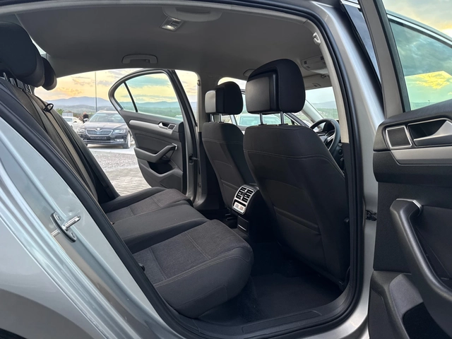 VW Passat 2.0TDI 150 ks Собствен лизинг !!!Хайнлайн !!! - автомобили, коли, обяви за нови и употребявани 10