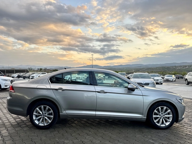 VW Passat 2.0TDI 150 ks Собствен лизинг !!!Хайнлайн !!! - автомобили, коли, обяви за нови и употребявани 3