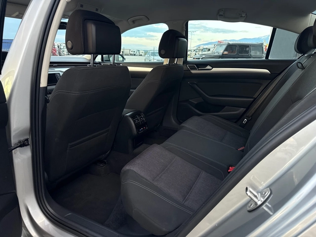 VW Passat 2.0TDI 150 ks Собствен лизинг !!!Хайнлайн !!! - автомобили, коли, обяви за нови и употребявани 9