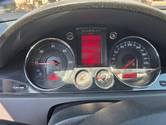 VW Passat 2.0TDI 170K.C. / АВТОМАТ / НАВИ / КОЖА - автомобили, коли, обяви за нови и употребявани 10
