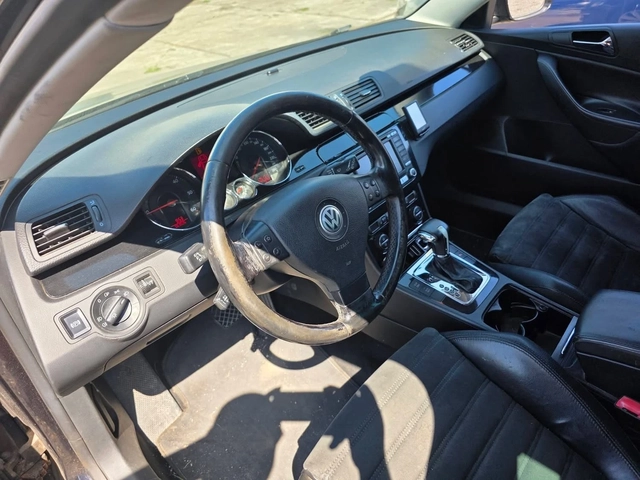 VW Passat 2.0TDI 170K.C. / АВТОМАТ / НАВИ / КОЖА - автомобили, коли, обяви за нови и употребявани 5