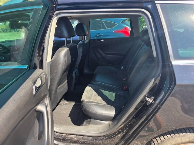 VW Passat 2.0TDI 170K.C. / АВТОМАТ / НАВИ / КОЖА - автомобили, коли, обяви за нови и употребявани 7