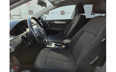 VW Passat 7= 2.0TDI-140кс= 6ск= НАВИ= АВТОПИЛОТ - автомобили, коли, обяви за нови и употребявани 6