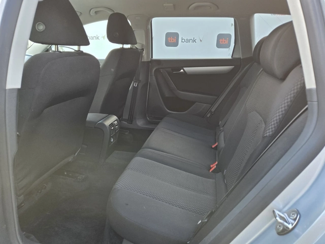 VW Passat 7= 2.0TDI-140кс= 6ск= НАВИ= АВТОПИЛОТ - автомобили, коли, обяви за нови и употребявани 8