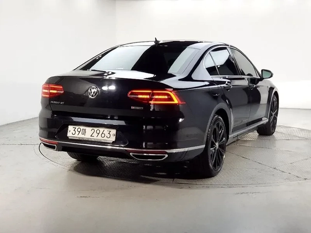 VW Passat 2.0 Tdi 4Motion Prestige - САМО 30% АВАНС - автомобили, коли, обяви за нови и употребявани 10