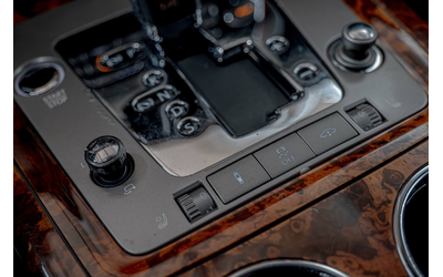 VW Phaeton 3.0TDI/dYnaudio/Обдувхане/Камера/Дистроник - автомобили, коли, обяви за нови и употребявани 10