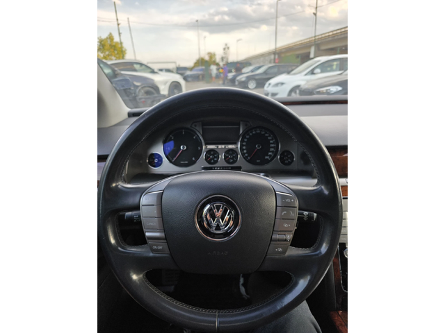 VW Phaeton - автомобили, коли, обяви за нови и употребявани 10