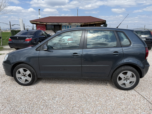 VW Polo 1.2i - автомобили, коли, обяви за нови и употребявани 4