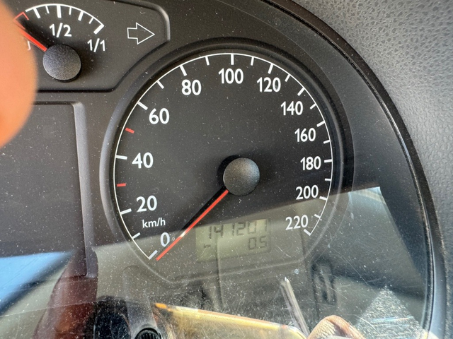 VW Polo 1.2i - автомобили, коли, обяви за нови и употребявани 11