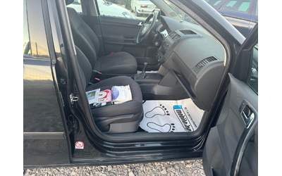 VW Polo 1.2i - автомобили, коли, обяви за нови и употребявани 9